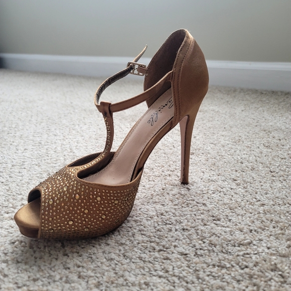Gold Camille la vie high heels size 8.5 - Picture 2 of 3